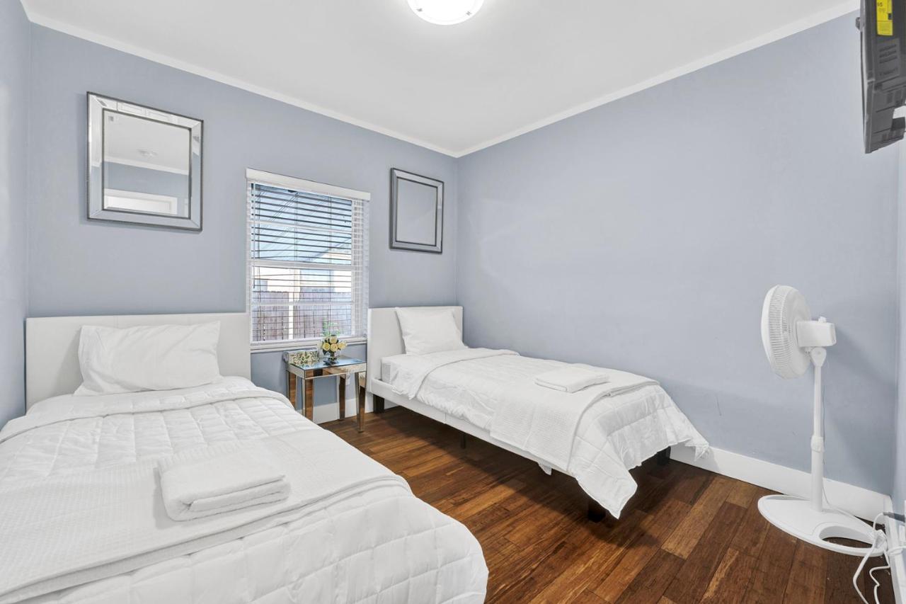 Very Modern Buena Vista Gem Near Wynwood Villa Miami Bagian luar foto